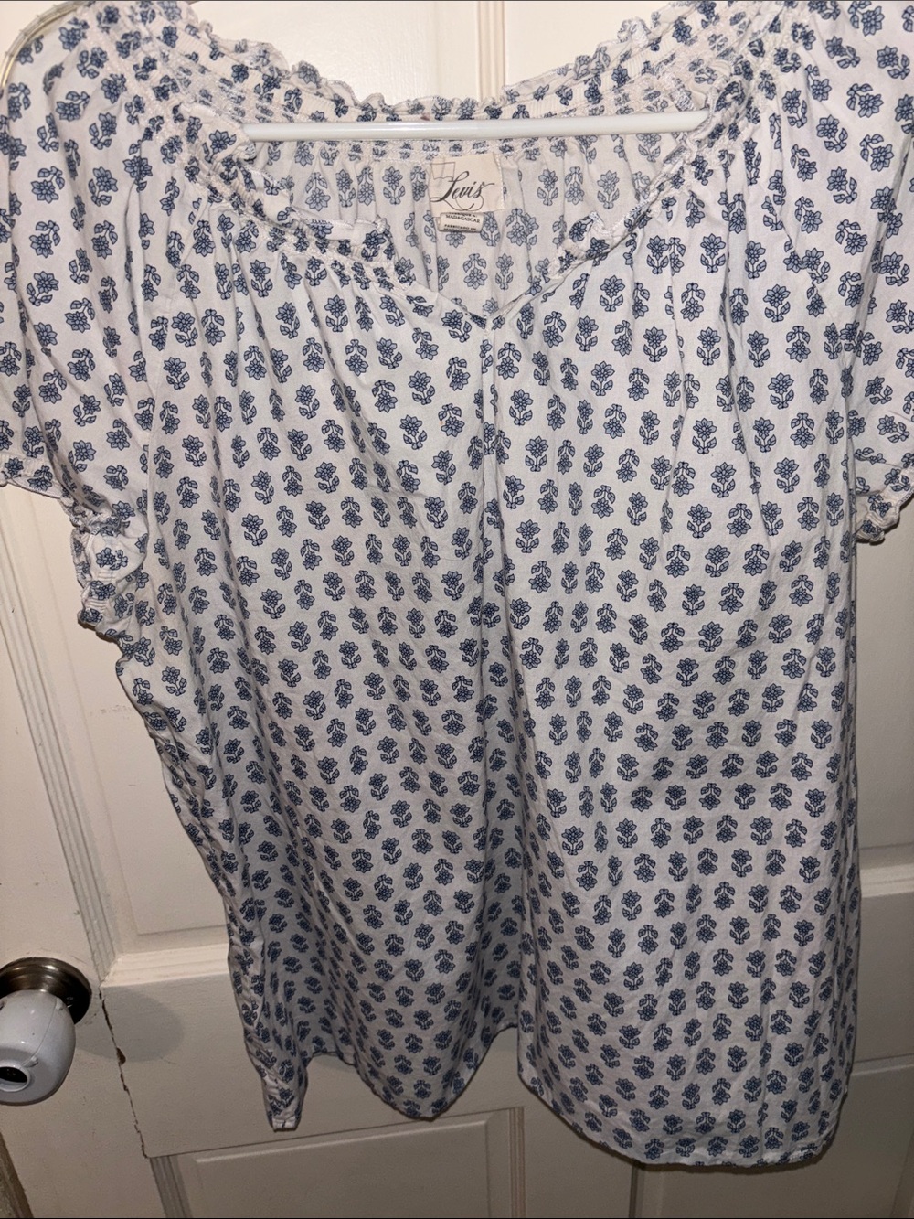 Levi's White Top with Blue Floral Print